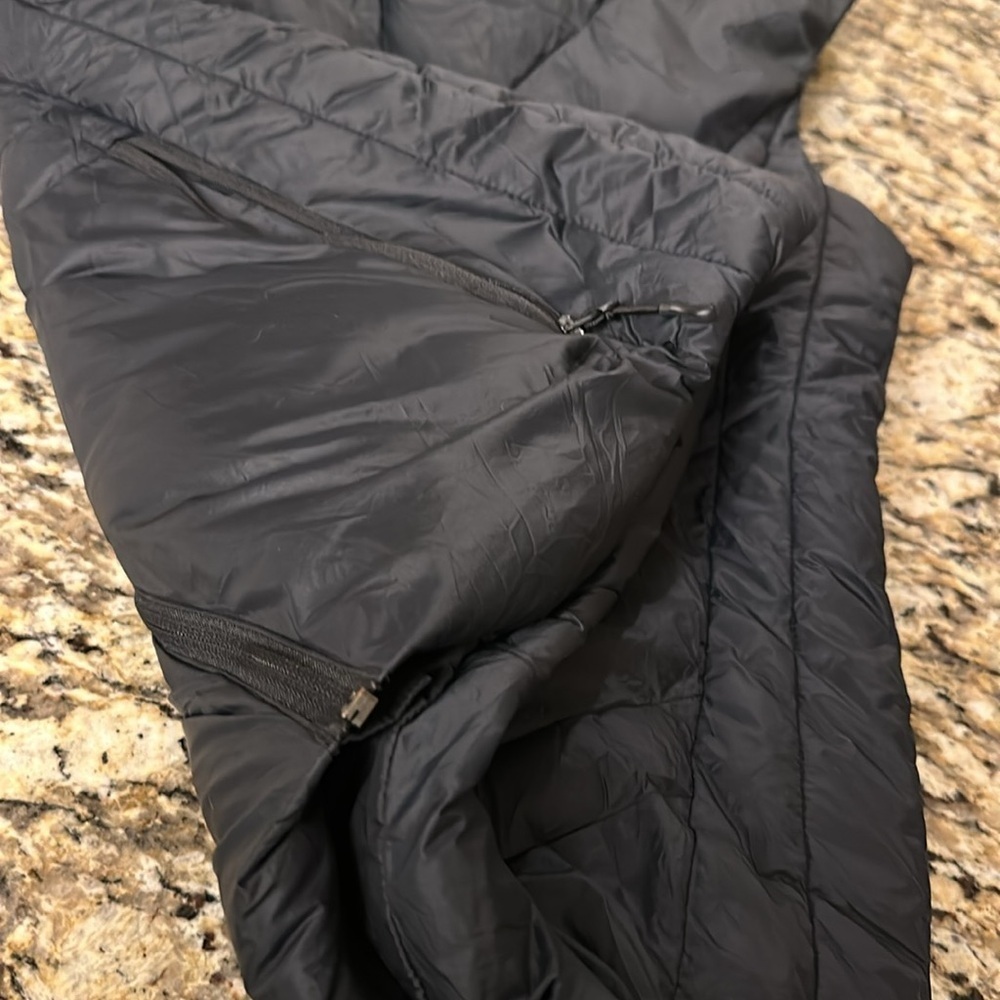 Champion Black Puffer Vest; Zipperr Pockets, S Med, EUC - Picture 5 of 6